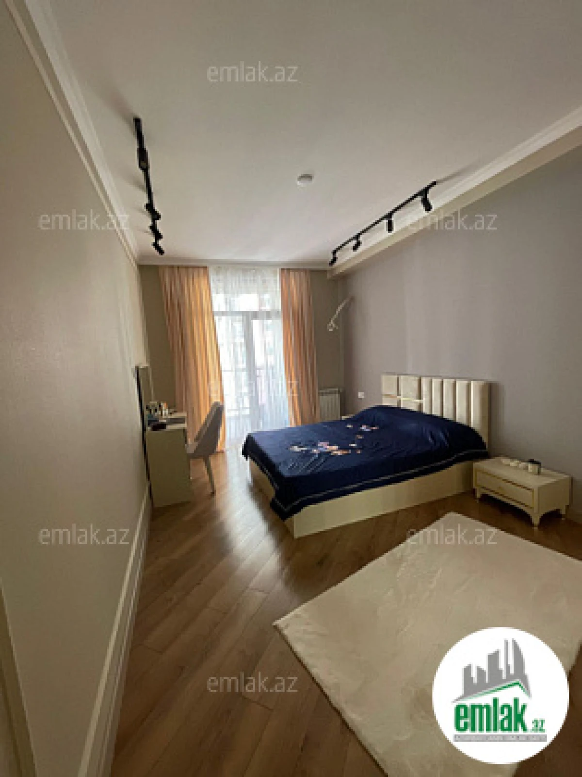 Satılır 2 otaqlı yeni tikili 68 m²