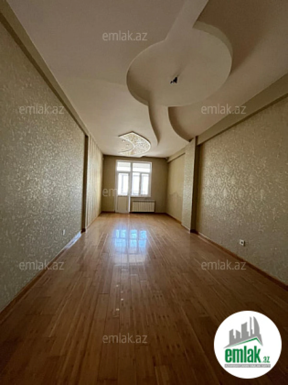 Satılır 3 otaqlı yeni tikili 135 m²