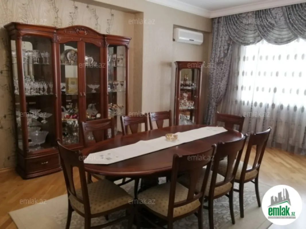 Satılır 3 otaqlı yeni tikili 153 m²