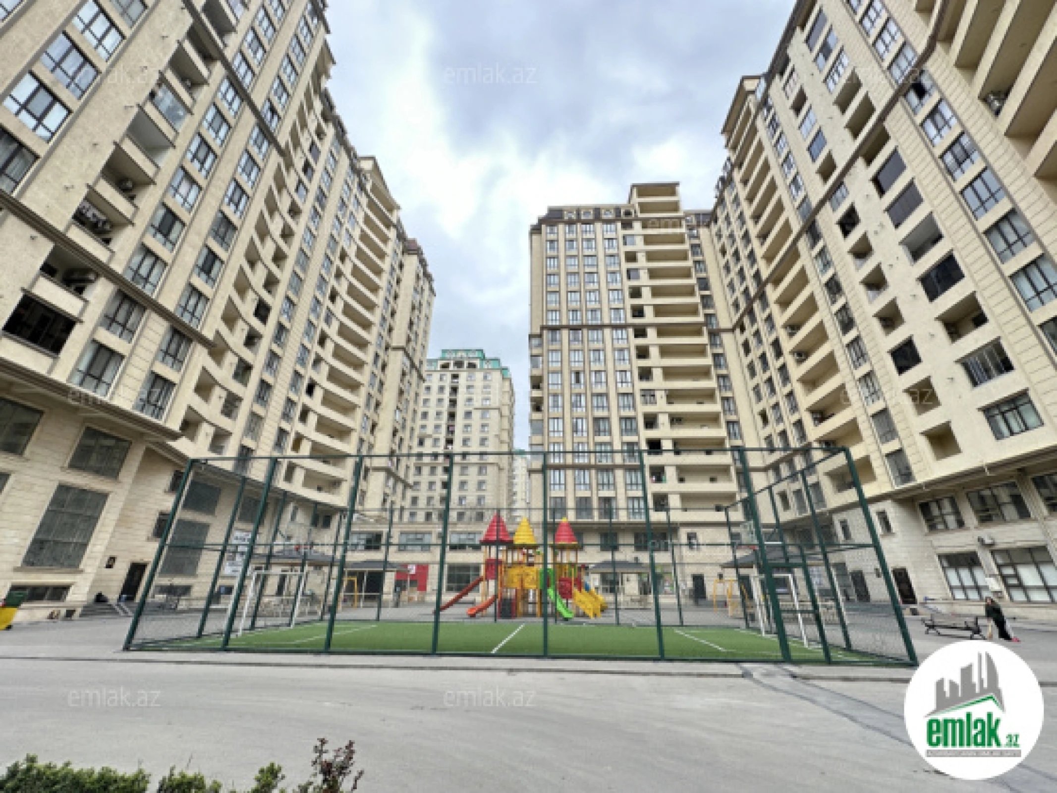 Satılır 3 otaqlı yeni tikili 148 m²