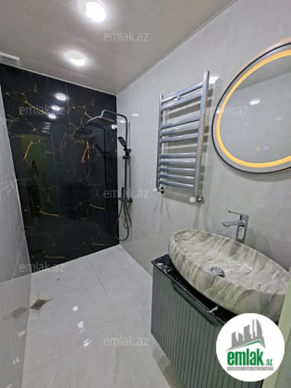 Satılır 2 otaqlı köhnə tikili 60 m²