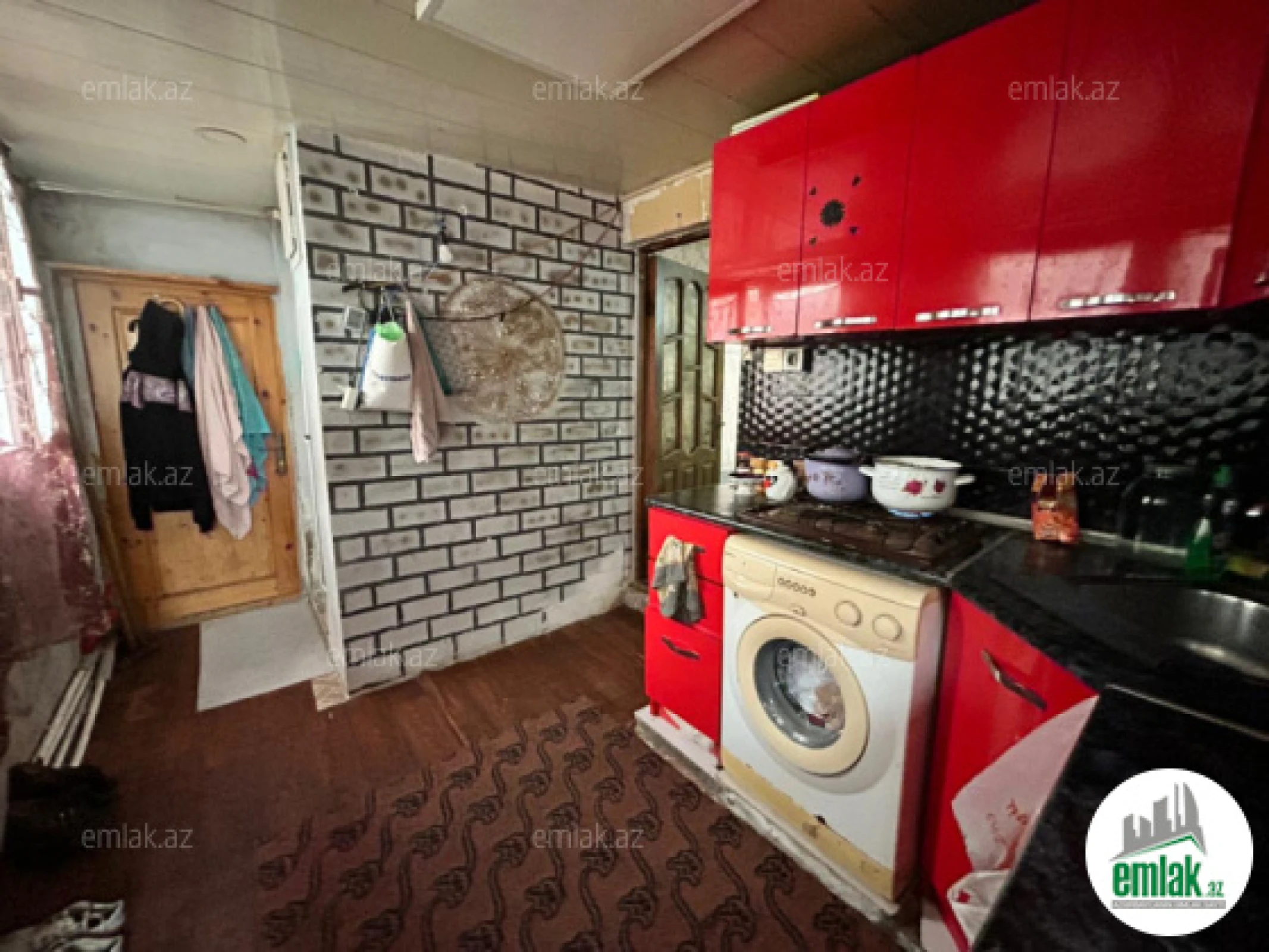 Satılır 3 otaqlı köhnə tikili 70 m²