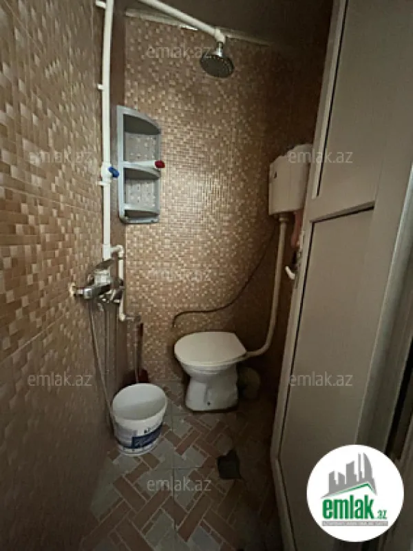 Satılır 3 otaqlı köhnə tikili 70 m²