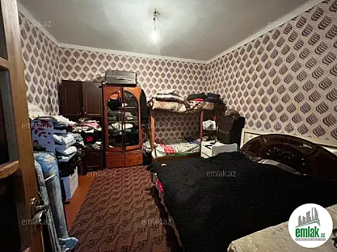 Satılır 3 otaqlı köhnə tikili 70 m²