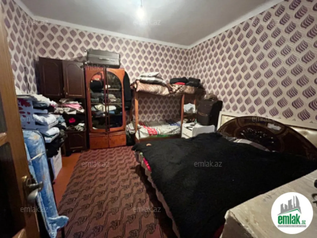 Satılır 3 otaqlı köhnə tikili 70 m²