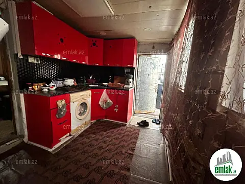 Satılır 3 otaqlı köhnə tikili 70 m²
