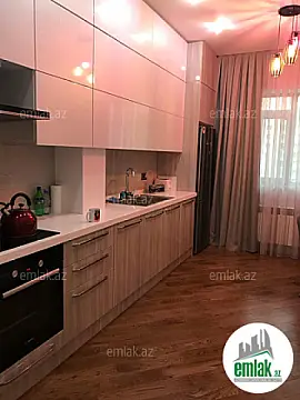 Satılır 3 otaqlı yeni tikili 115 m²