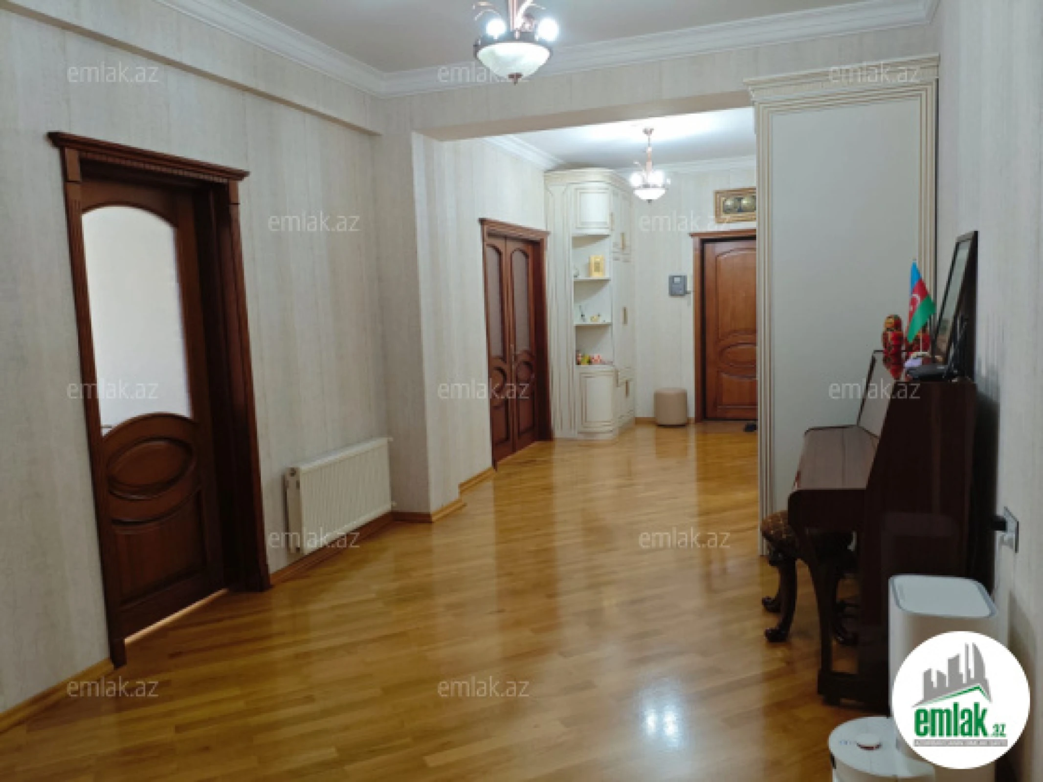 Satılır 2 otaqlı yeni tikili 72 m²