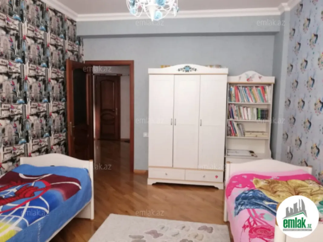 Satılır 2 otaqlı yeni tikili 72 m²