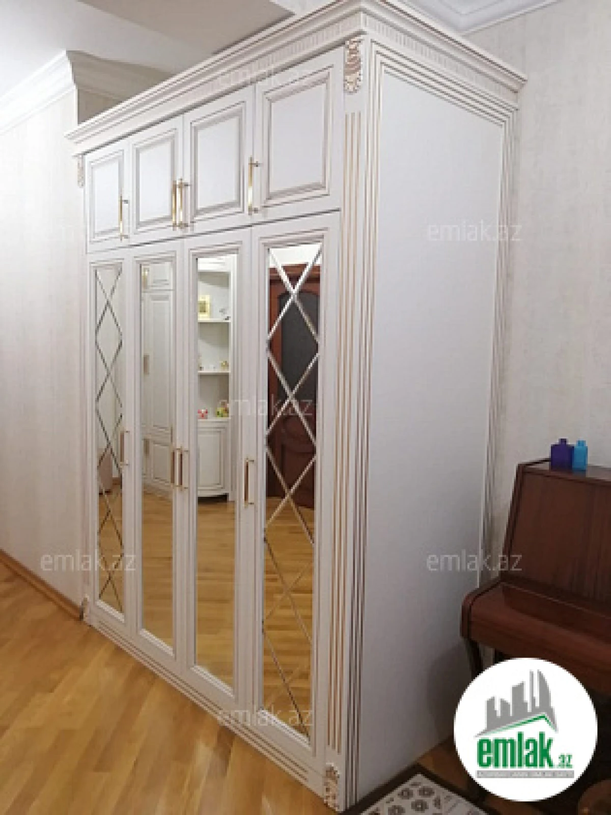 Satılır 2 otaqlı yeni tikili 72 m²