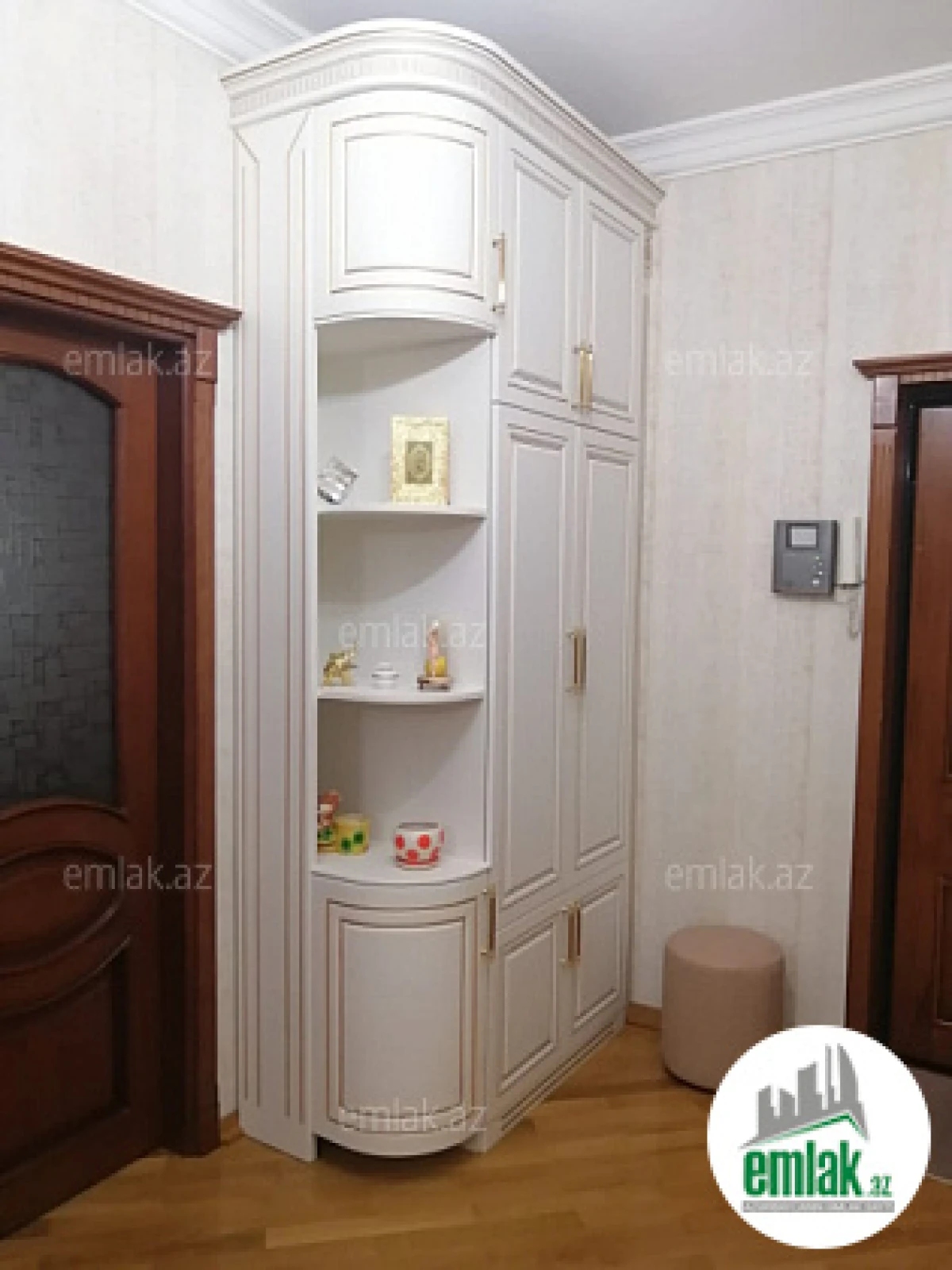 Satılır 2 otaqlı yeni tikili 72 m²