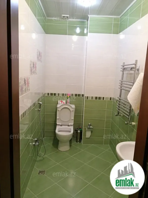 Satılır 2 otaqlı yeni tikili 72 m²