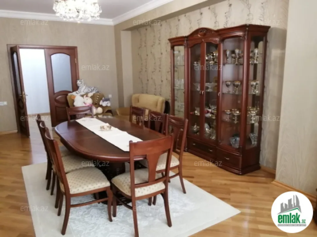 Satılır 2 otaqlı yeni tikili 72 m²