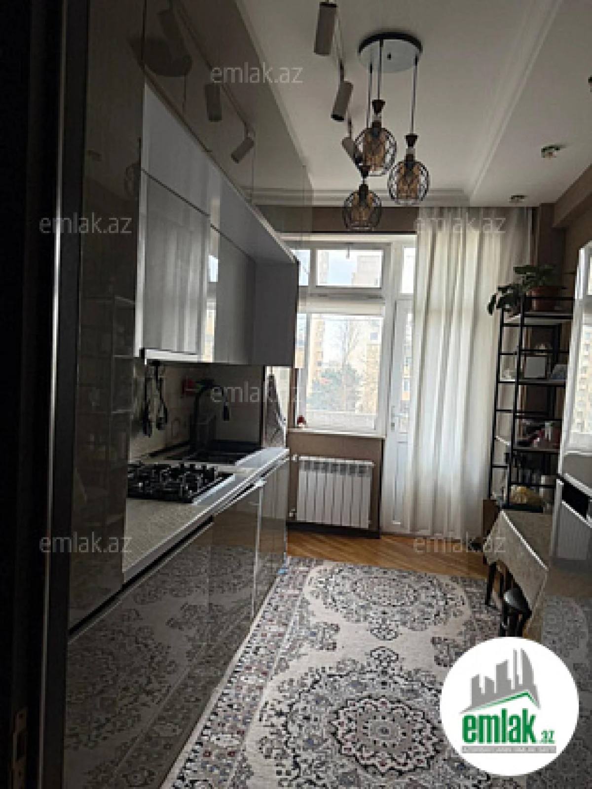 Satılır 2 otaqlı yeni tikili 95 m²