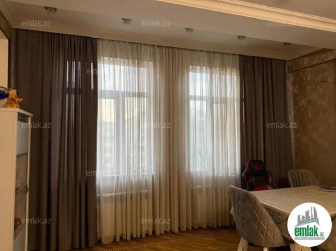 Satılır 2 otaqlı yeni tikili 95 m²