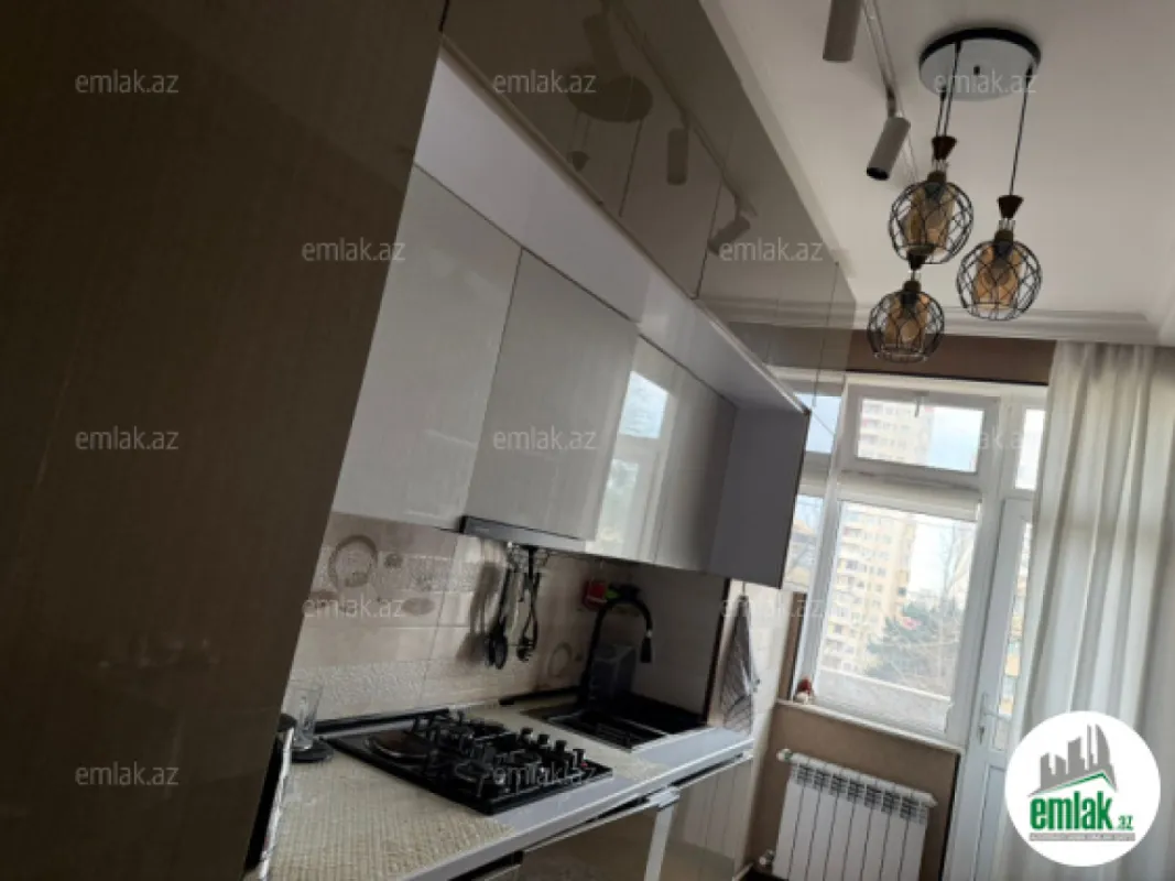 Satılır 2 otaqlı yeni tikili 95 m²