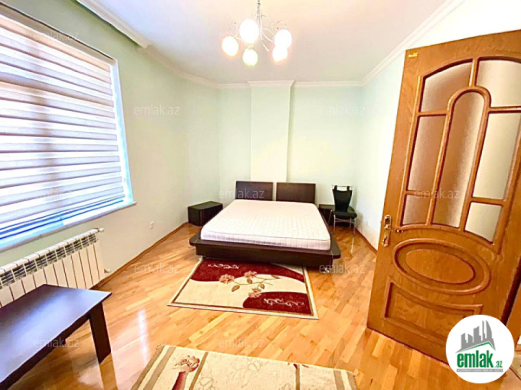 Satılır 3 otaqlı yeni tikili 200 m²