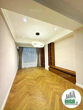 Satılır 3 otaqlı yeni tikili 136 m²