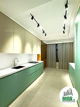 Satılır 3 otaqlı yeni tikili 136 m²