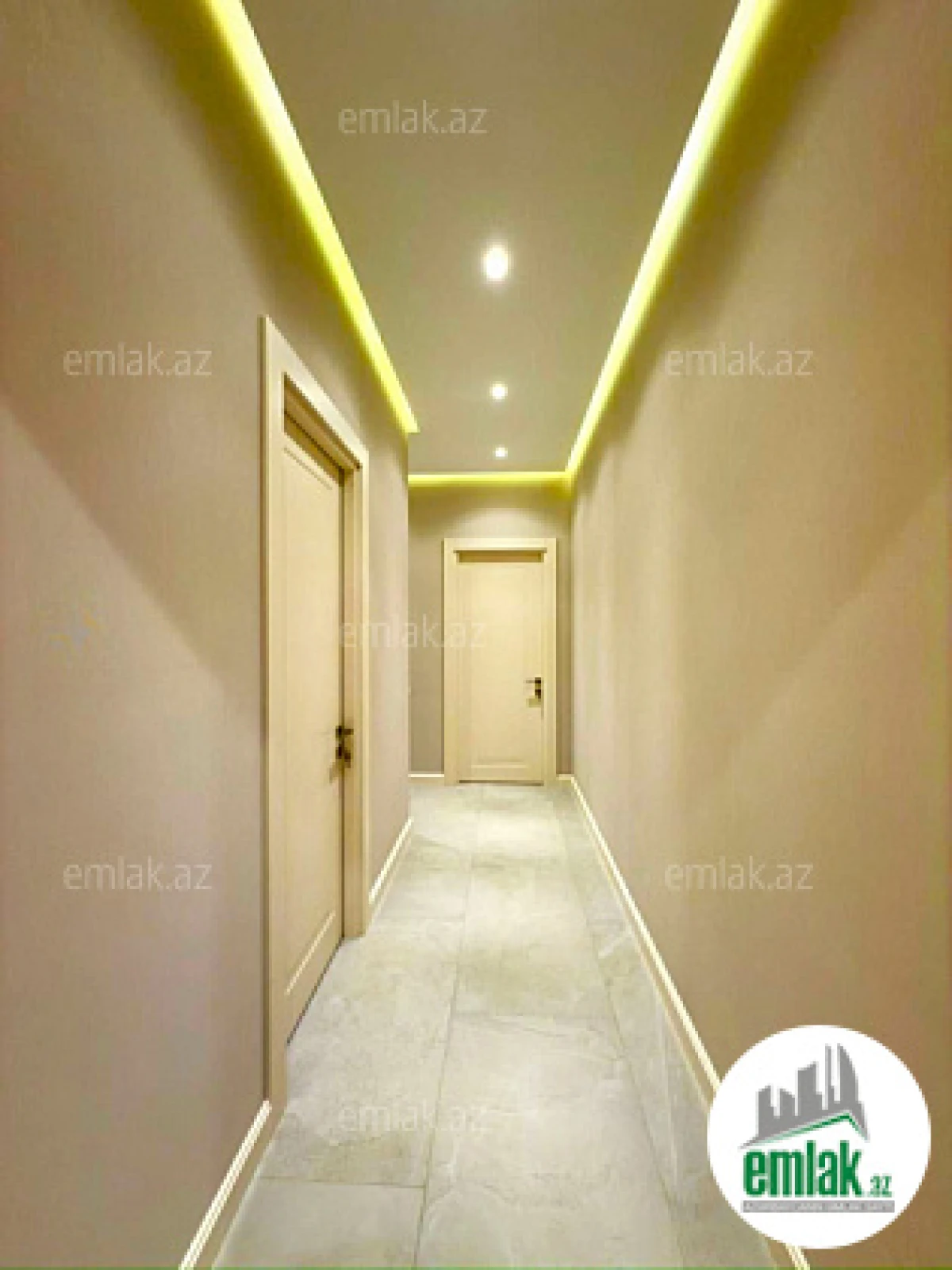 Satılır 3 otaqlı yeni tikili 136 m²