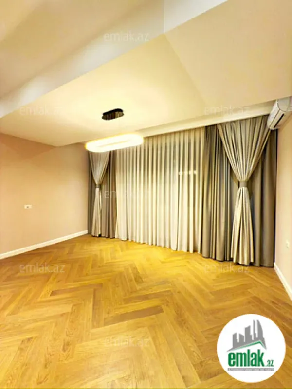 Satılır 3 otaqlı yeni tikili 136 m²