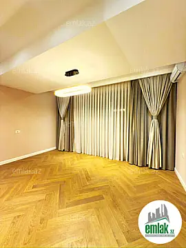 Satılır 3 otaqlı yeni tikili 136 m²