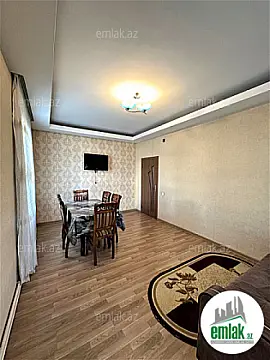 Satılır 2 otaqlı köhnə tikili 50 m²