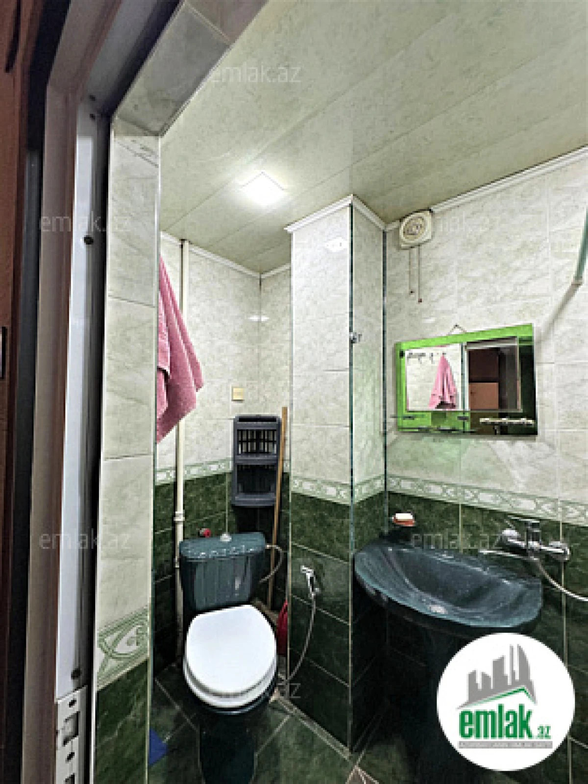 Satılır 2 otaqlı köhnə tikili 50 m²