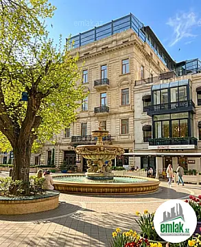 Satılır 2 otaqlı köhnə tikili 80 m² — Bakı 2 otaq 80.00 m²