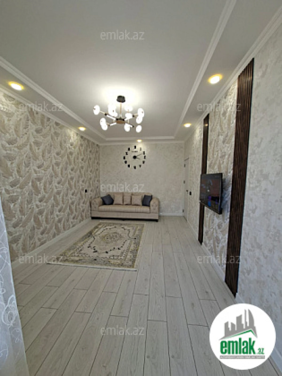 Satılır 2 otaqlı köhnə tikili 65 m²
