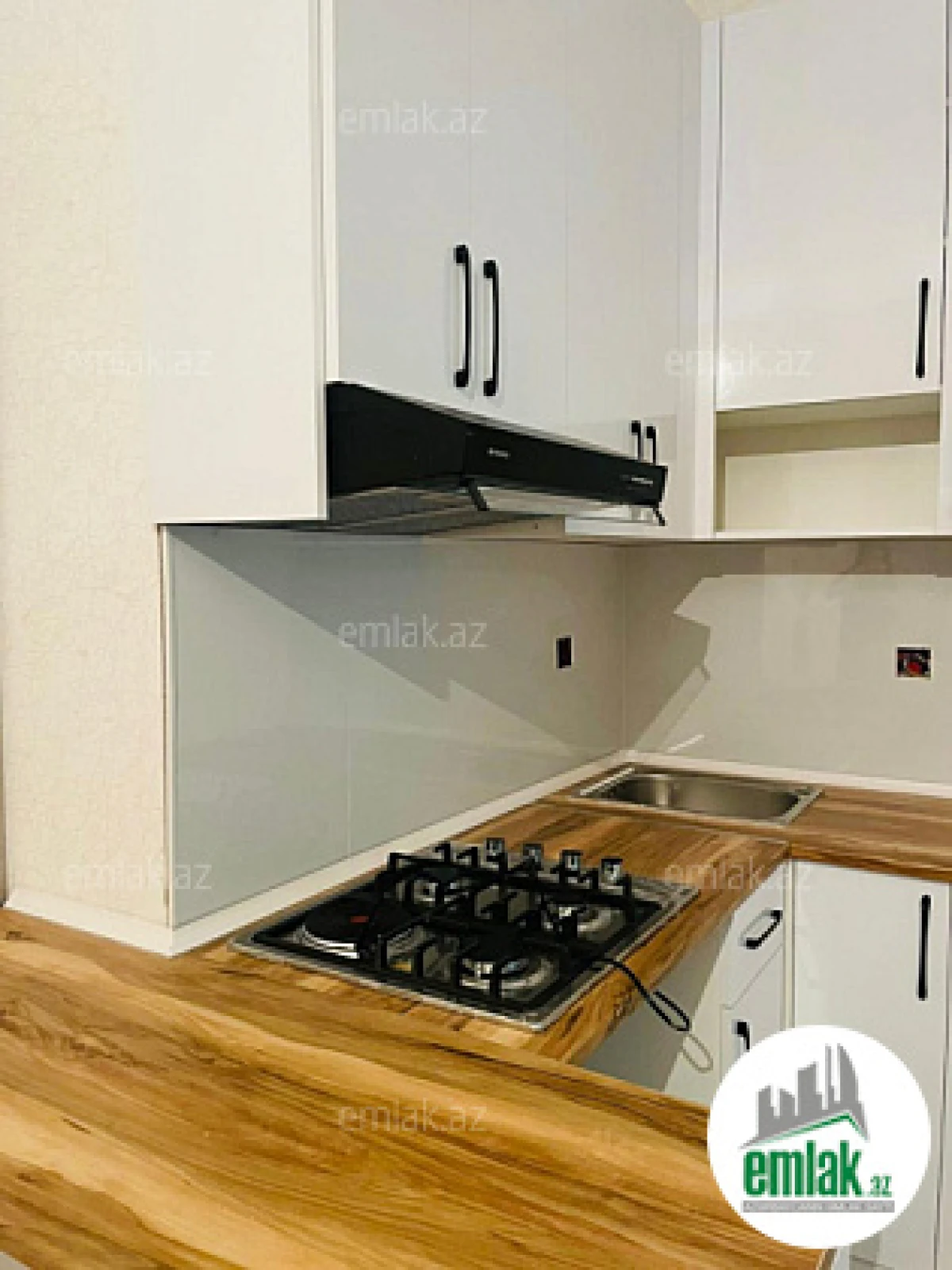 Satılır 2 otaqlı yeni tikili 52 m²