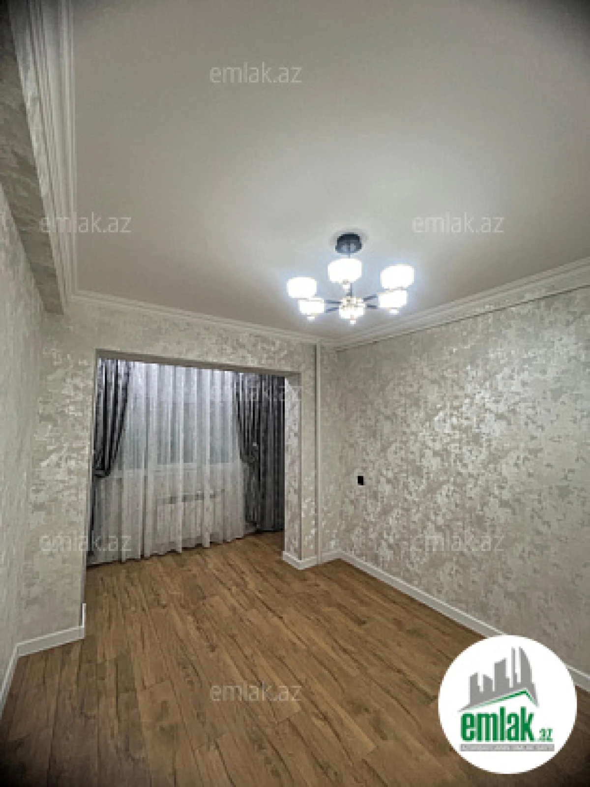 Satılır 3 otaqlı yeni tikili 102 m²