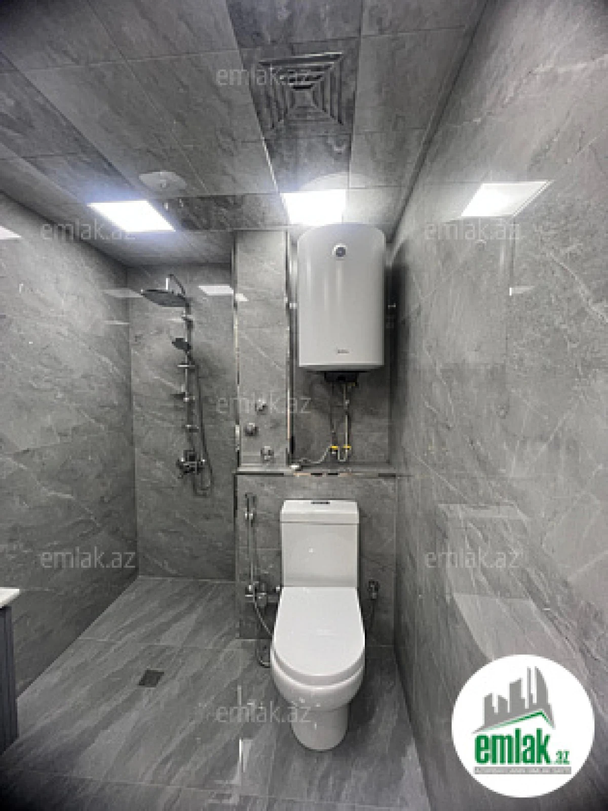 Satılır 3 otaqlı yeni tikili 102 m²