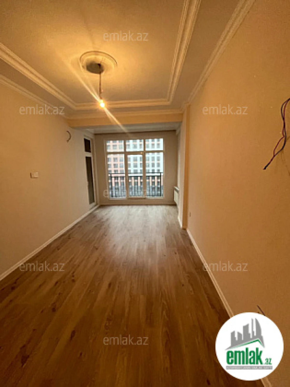 Satılır 2 otaqlı yeni tikili 52 m²
