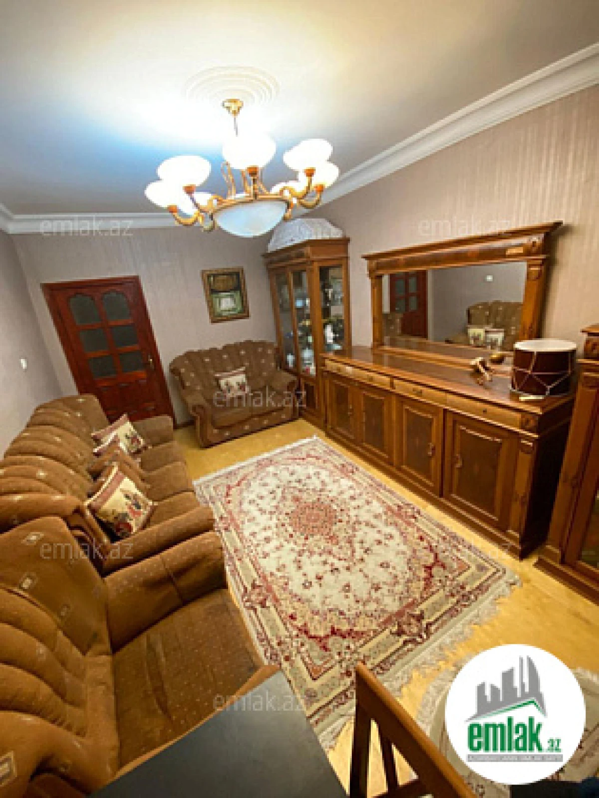 Satılır 3 otaqlı köhnə tikili 76 m²