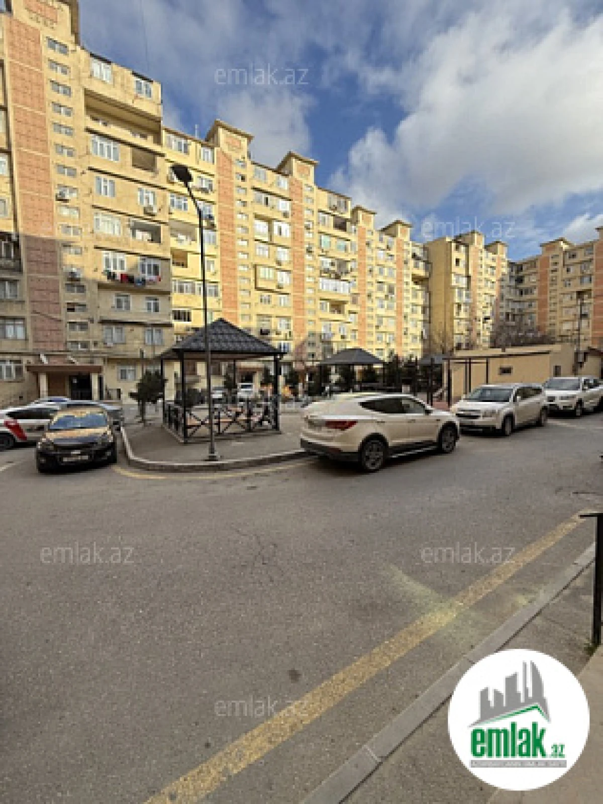 Satılır 3 otaqlı köhnə tikili 85 m²