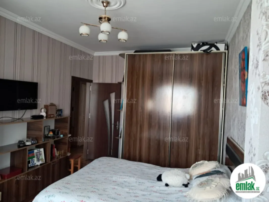 Satılır 3 otaqlı köhnə tikili 85 m²