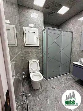 Satılır 3 otaqlı köhnə tikili 70 m²