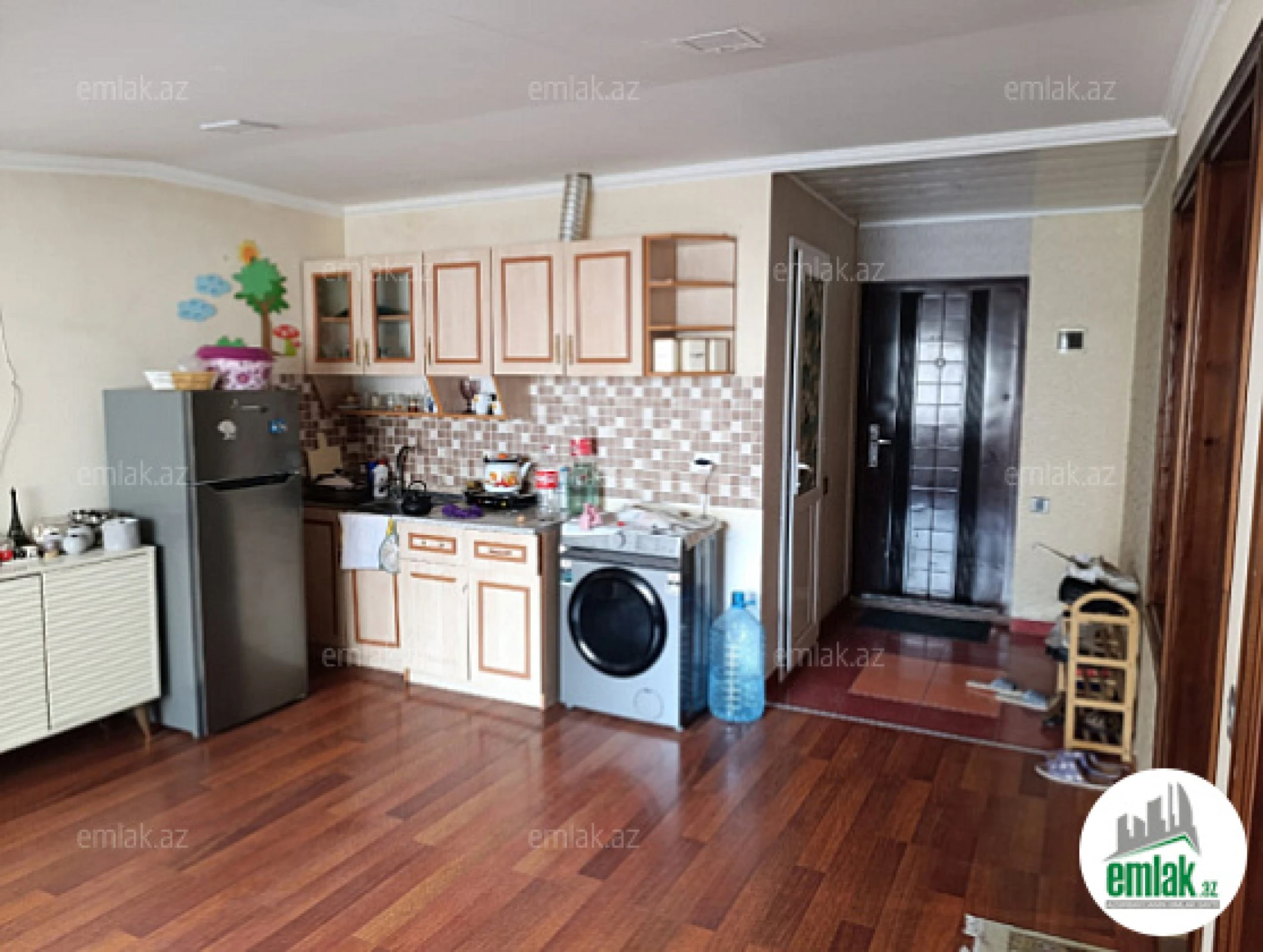 Satılır 3 otaqlı yeni tikili 60 m²