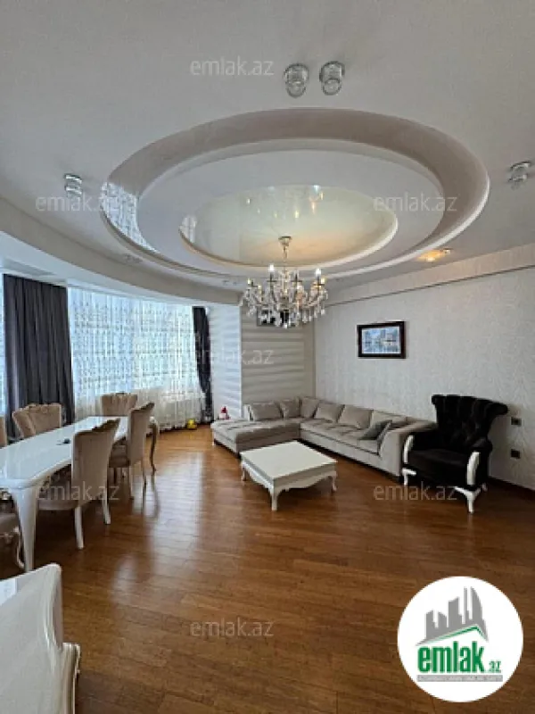 Satılır 4 otaqlı yeni tikili 150 m²