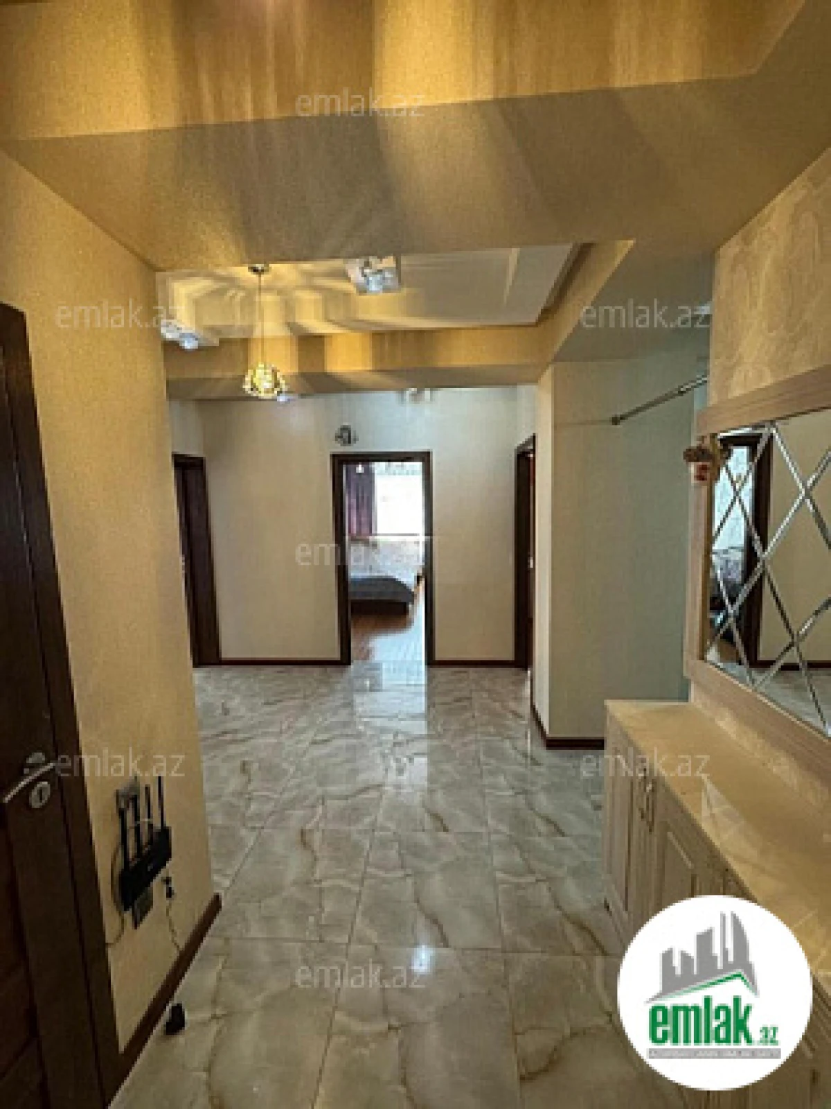 Satılır 4 otaqlı yeni tikili 150 m²