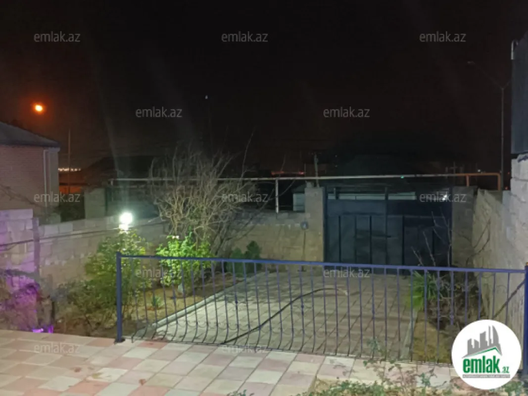 Satılır 8 otaqlı yeni tikili 395 m²