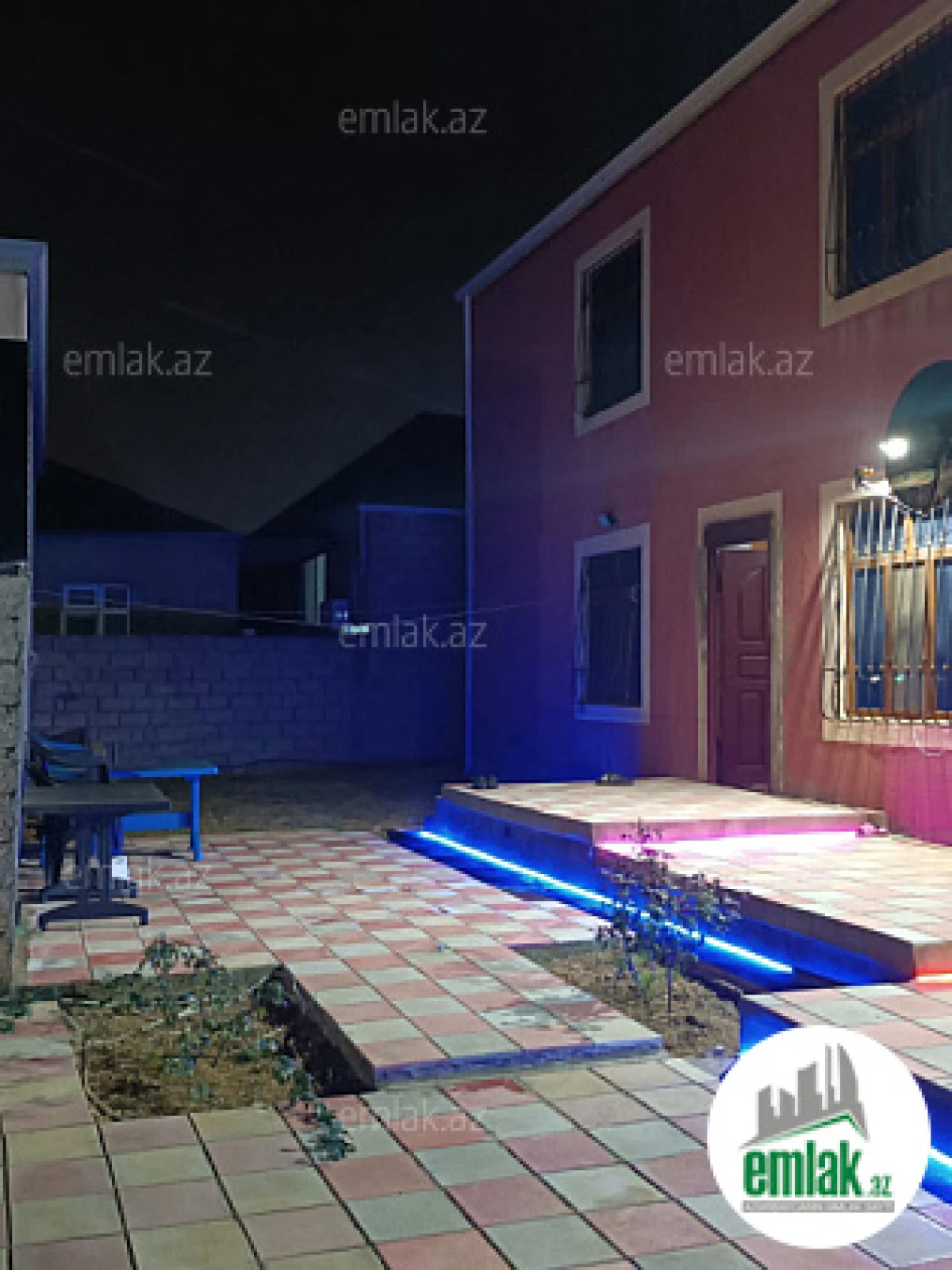 Satılır 8 otaqlı yeni tikili 395 m²