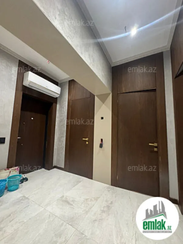 Satılır 3 otaqlı yeni tikili 90 m²