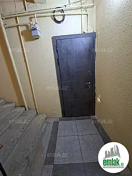 Satılır 2 otaqlı köhnə tikili 60 m²