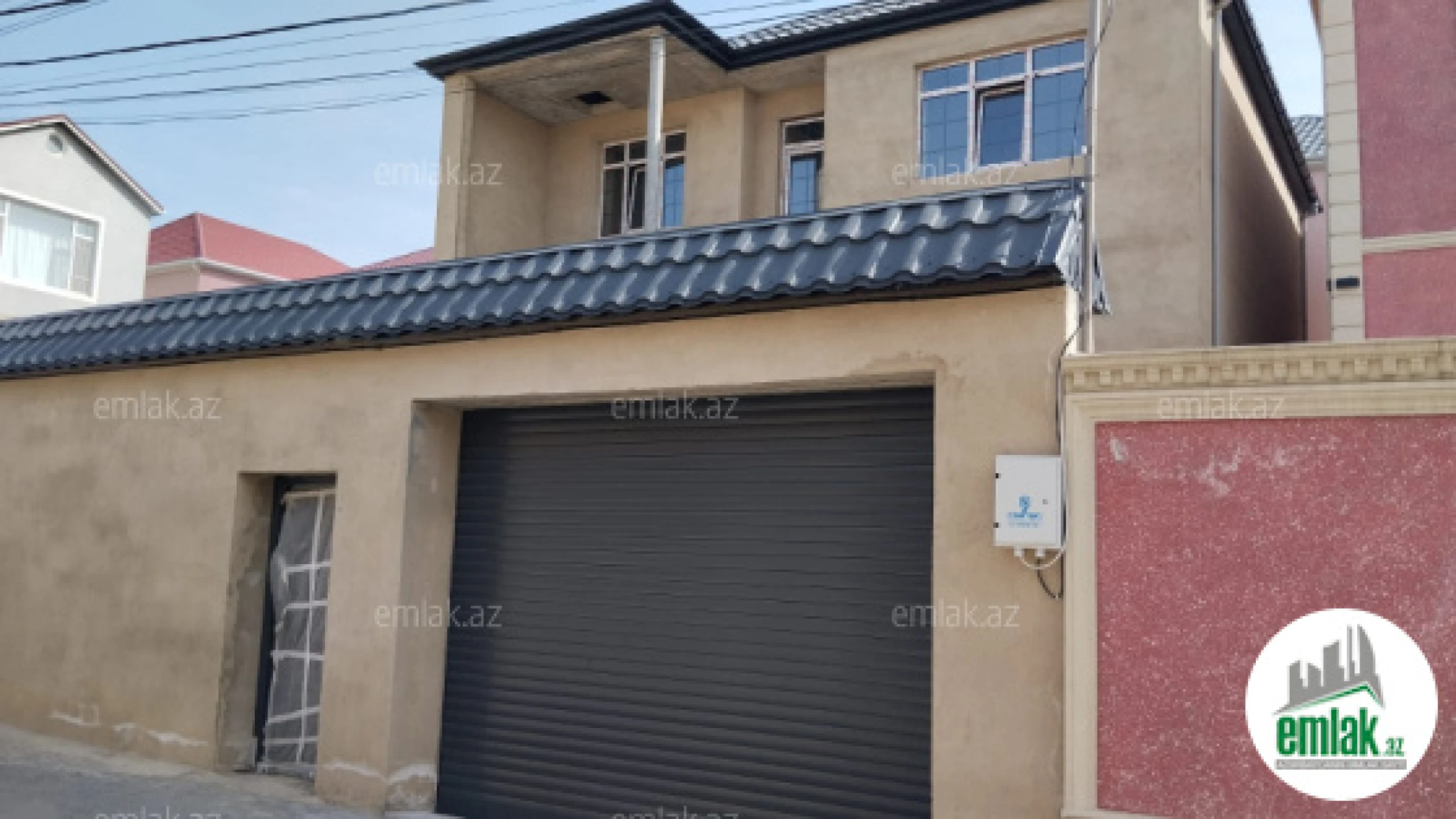 Satılır 5 otaqlı həyət evi 220 m²