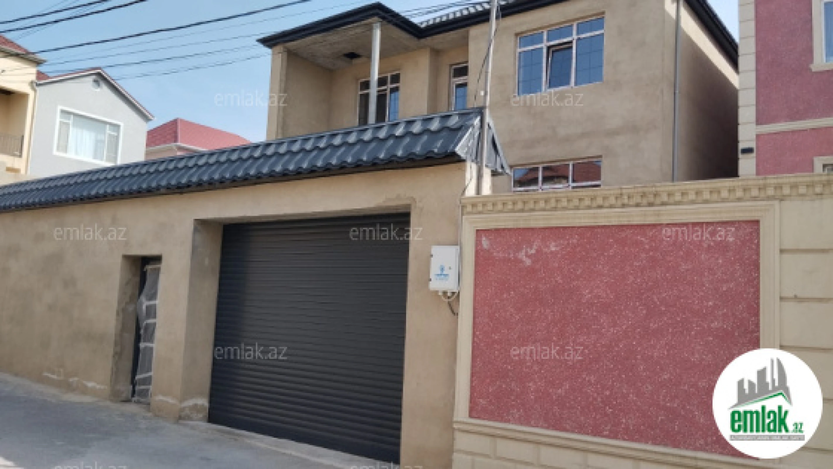 Satılır 5 otaqlı həyət evi 220 m²