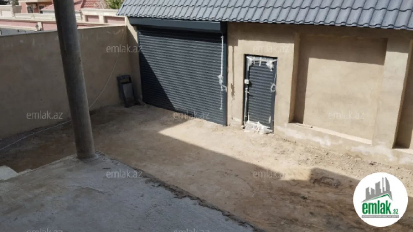 Satılır 5 otaqlı həyət evi 220 m²