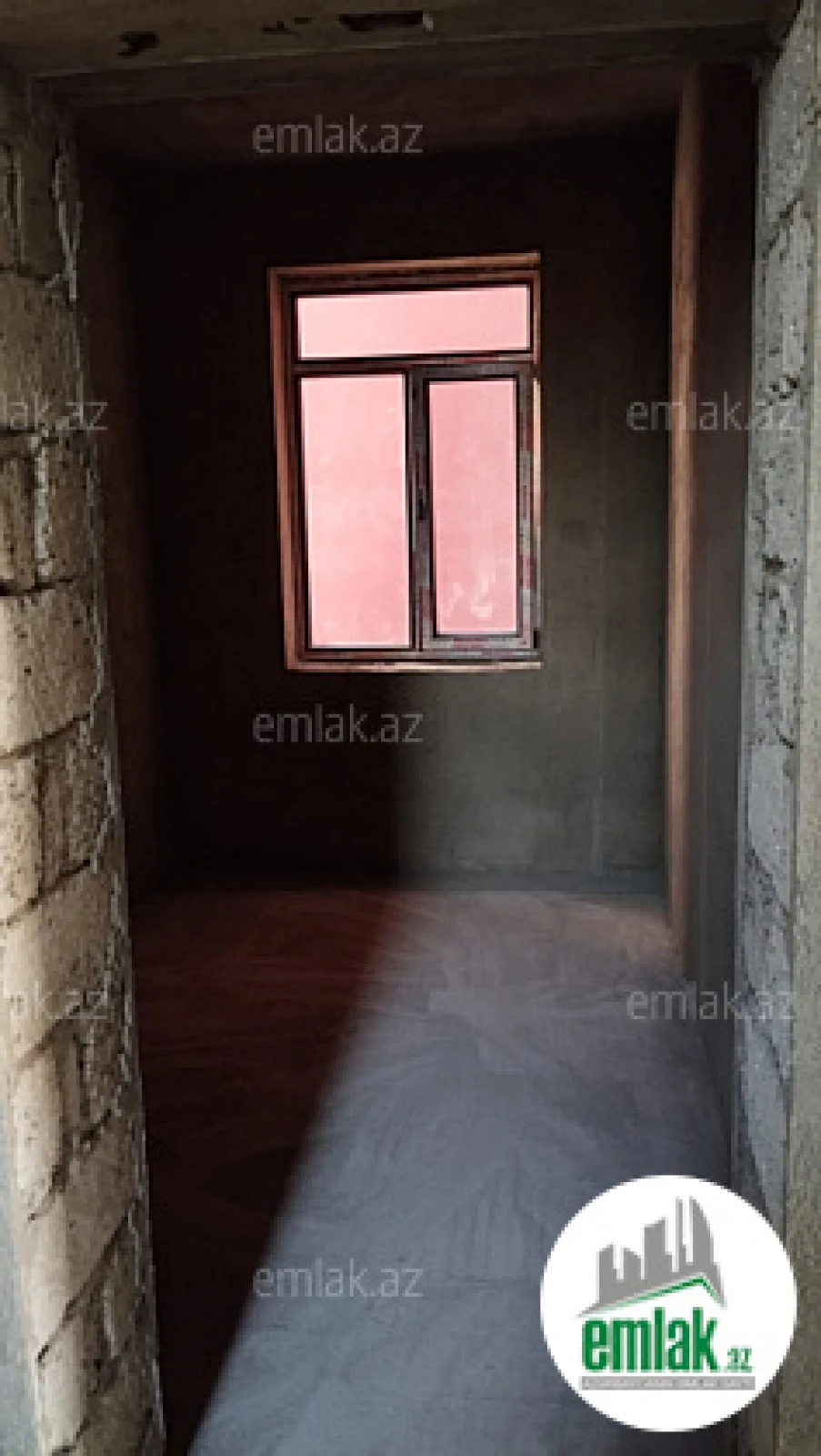Satılır 5 otaqlı həyət evi 220 m²