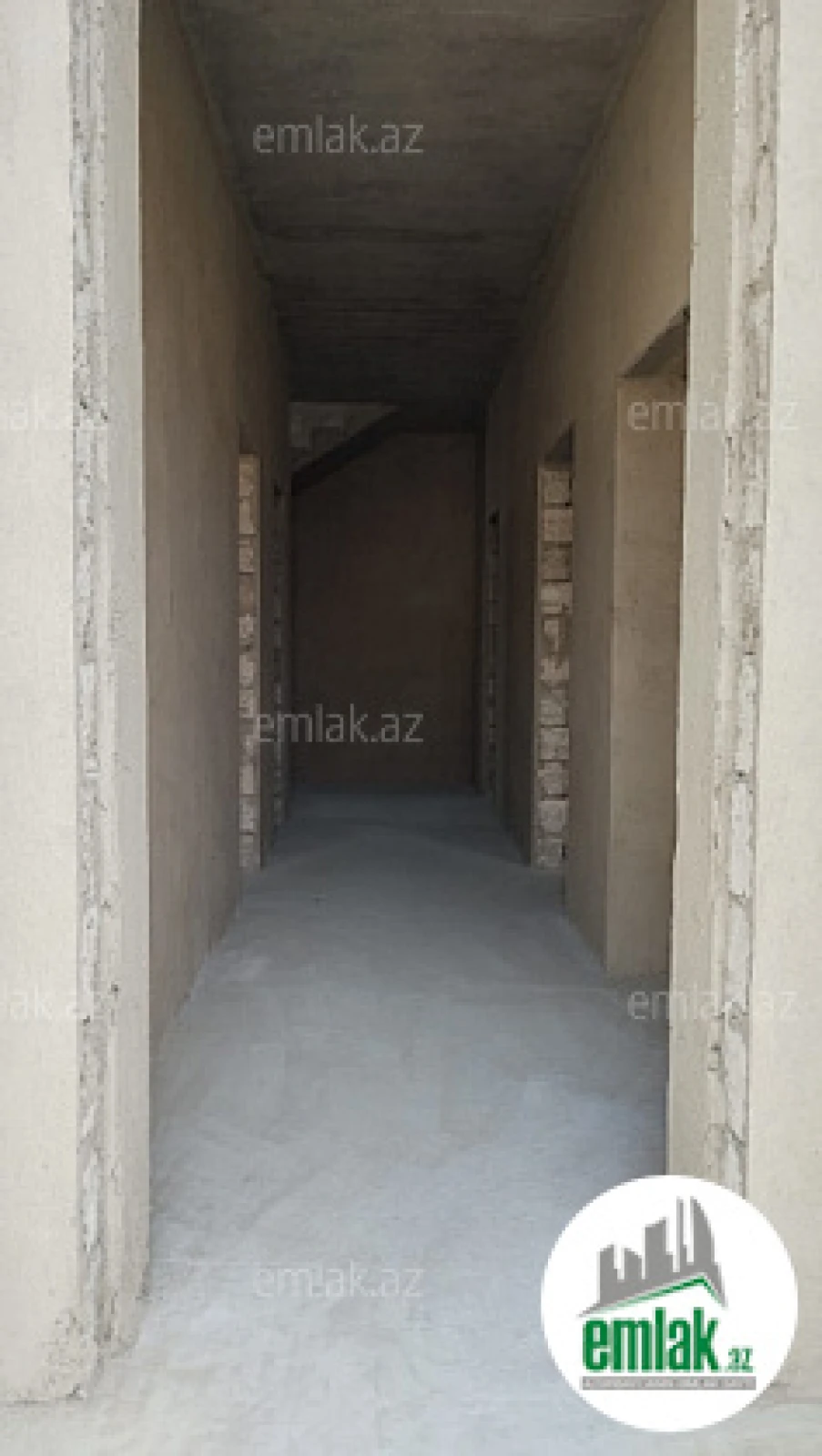 Satılır 5 otaqlı həyət evi 220 m²